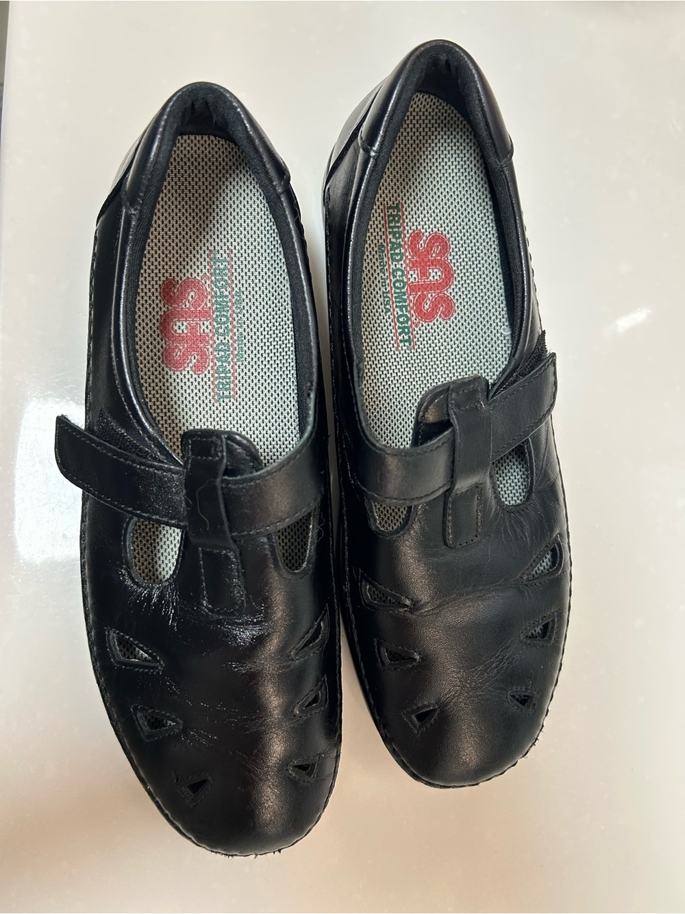 SAS ROAMER Mary Jane style women’s comfort shoes. Black leather. Size 8M. EUC